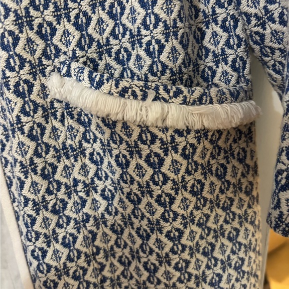 Zara “that coat” Blue and White jacquard Blazer - Picture 3 of 4